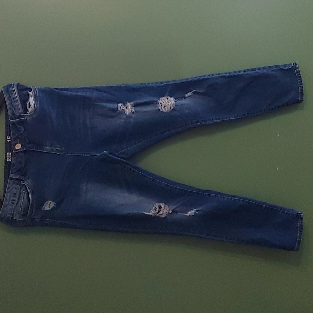 3/$30 Rio 15 Low Rise Push Up Distressed Jeans